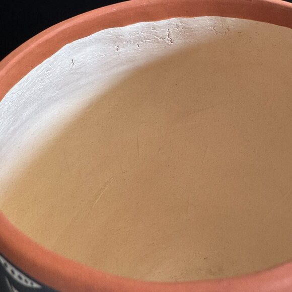 Acoma Pueblo Pottery Jar 7” x 7” Signed L. Antonio — Fine-Line Star/Snow Pattern - Picture 5 of 10